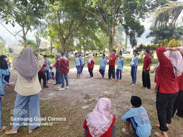 OUTBOUND-DI-KEMUNING-SDN-BANGUNREJO-KIDUL-4
