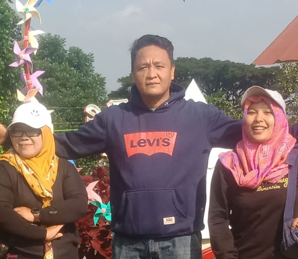 pak pe jeep kemuning