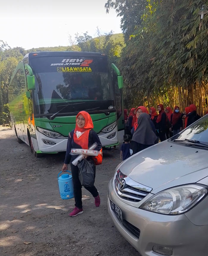 peserta fun game outbound Kemuning